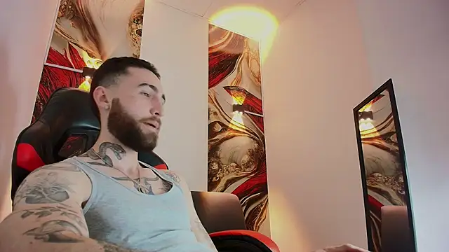 Luke davis01 online show from October 28, 1:21 pm