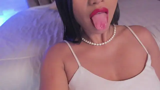 Snapshot of Piia_Angeel1 chatting on February 27, 4:10 pm Piia Angeel1 online show from February 27, 4:10 pm