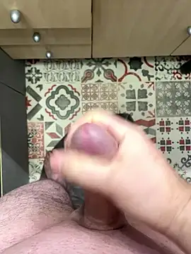 Snapshot of archange_17 chatting on January 7, 7:57 am archange 17 online show from January 7, 7:57 am