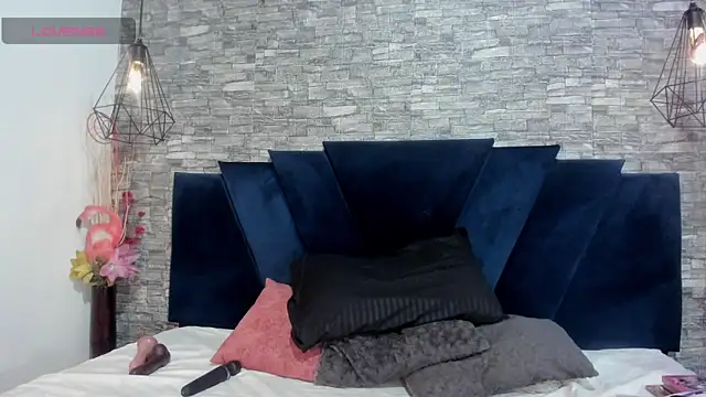 Sophia Brunett online show from January 10, 12:22 pm