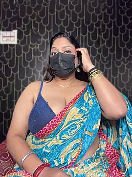 Snapshot of busy_kolkata chatting on July 6, 6:20 am busy kolkata online show from July 6, 6:20 am