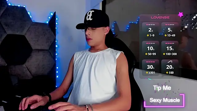 Snapshot of Philip_Millerr_ chatting on March 11, 7:47 pm Philip Millerr online show from March 11, 7:47 pm