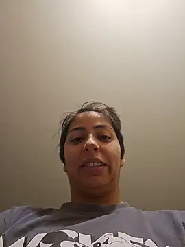 Snapshot of MaiPandora chatting on March 28, 11:06 pm MaiPandora online show from March 28, 11:06 pm