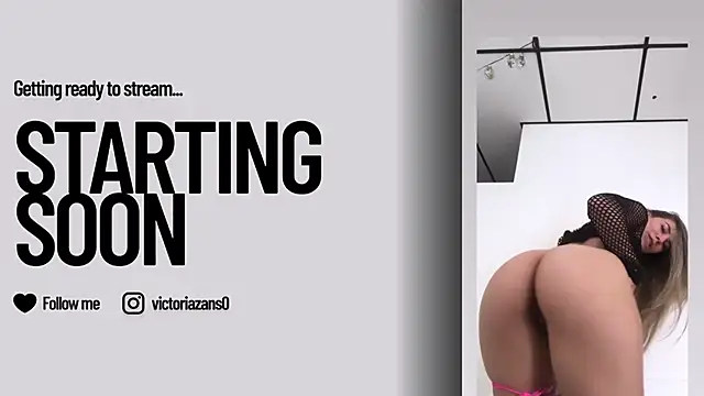 Snapshot of Vickyallien chatting on March 17, 7:15 pm Vickyallien online show from March 17, 7:15 pm