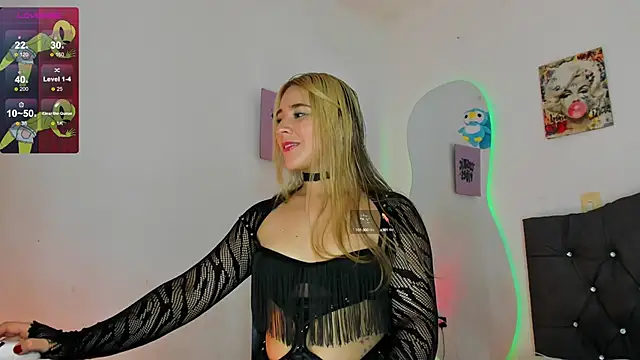 Snapshot of Vickyallien chatting on October 10, 4:08 pm Vickyallien online show from October 10, 4:08 pm