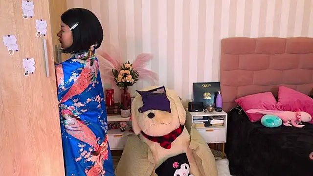 NataliaNovak online show from May 13, 3:30 pm