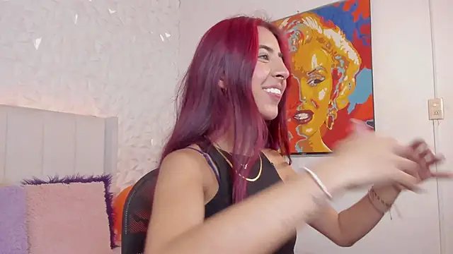 Mirandaa Rogers online show from October 24, 7:13 pm