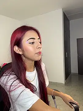 Mirandaa Rogers online show from February 17, 7:11 pm