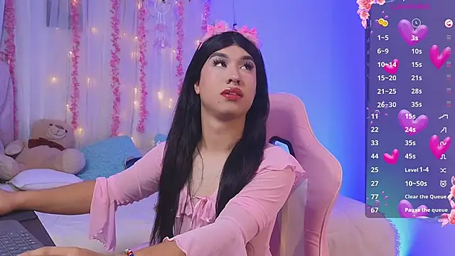 Snapshot of Sweettifani chatting on October 1, 6:12 pm Sweettifani online show from October 1, 6:12 pm
