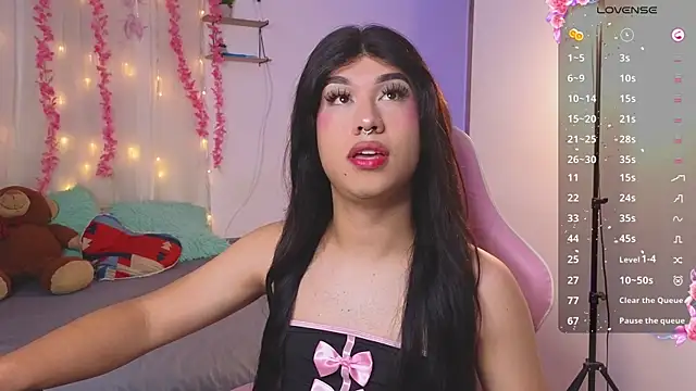 Snapshot of Sweettifani chatting on October 29, 5:56 pm Sweettifani online show from October 29, 5:56 pm