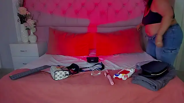 KourtneyEvans online show from March 4, 6:26 pm