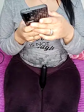 Snapshot of Malika-697 chatting on February 9, 10:30 pm Malika-697 online show from February 9, 10:30 pm