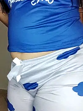 Snapshot of Malika-697 chatting on February 5, 11:33 pm Malika-697 online show from February 5, 11:33 pm