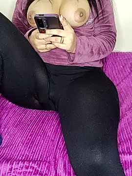 Malika-697 online show from January 18, 3:32 am