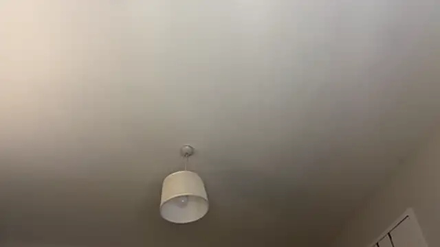 skyejde online show from February 19, 6:49 pm