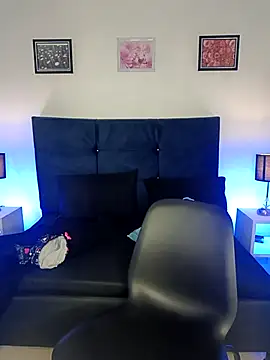 Snapshot of _michonne_ chatting on March 11, 7:58 pm michonne online show from March 11, 7:58 pm