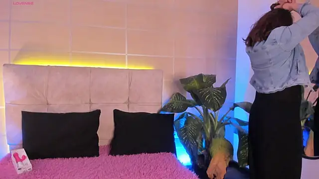 Snapshot of _michonne_ chatting on November 10, 9:20 pm michonne online show from November 10, 9:20 pm