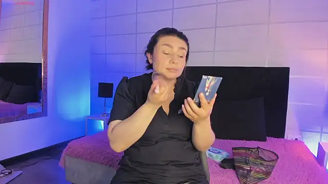  michonne  online show from January 17, 10:24 pm