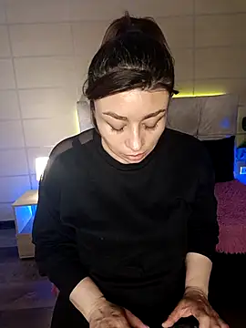 Snapshot of _michonne_ chatting on November 28, 9:04 pm michonne online show from November 28, 9:04 pm