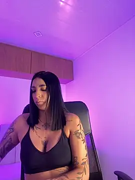 Snapshot of naiara_angels chatting on February 21, 2:06 am naiara angels online show from February 21, 2:06 am