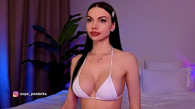 AmyLeeplay online show from May 2, 7:30 pm