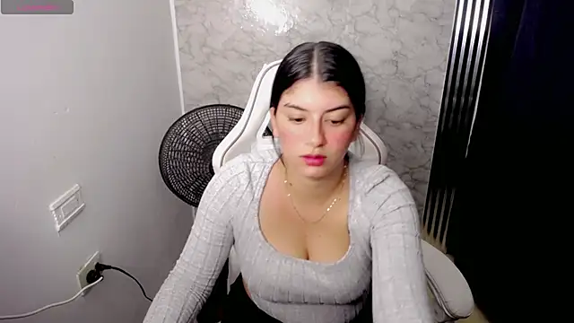 hello kityy25 online show from January 6, 2:48 am