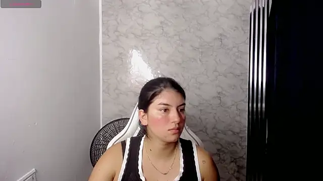 hello kityy25 online show from January 7, 11:10 pm