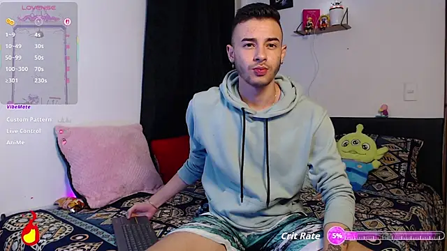 Snapshot of kyle_clint07 chatting on November 30, 2:23 am kyle clint07 online show from November 30, 2:23 am