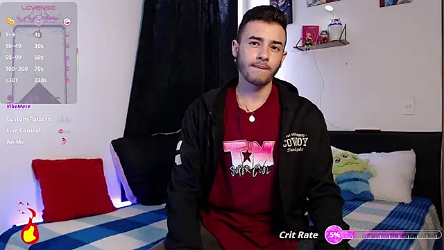 Snapshot of kyle_clint07 chatting on November 19, 7:03 pm kyle clint07 online show from November 19, 7:03 pm