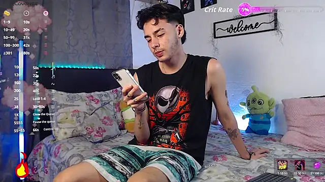 kyle clint07 online show from April 5, 7:48 am