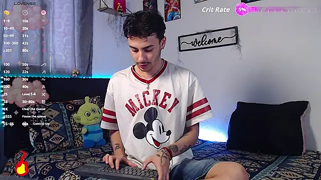 kyle clint07 online show from June 6, 6:24 pm