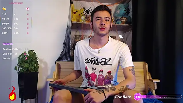 Snapshot of kyle_clint07 chatting on October 23, 6:45 am kyle clint07 online show from October 23, 6:45 am