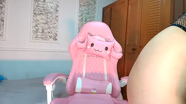 Snapshot of Danella_houston chatting on October 7, 6:31 pm Danella houston online show from October 7, 6:31 pm