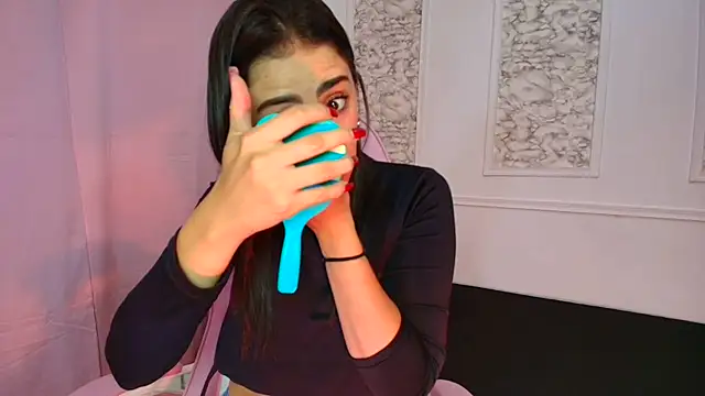 Danella houston online show from February 18, 4:47 pm