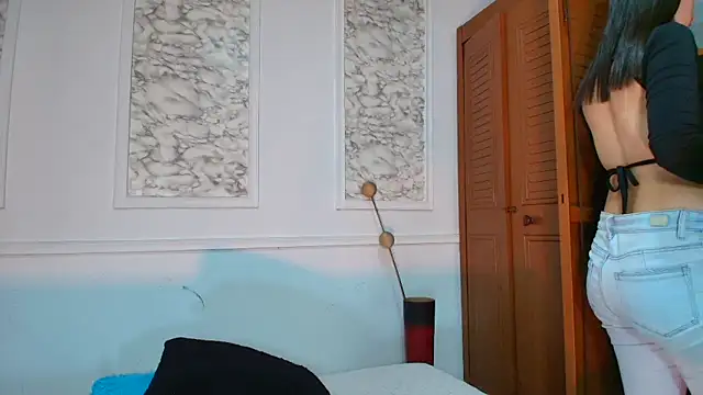 Snapshot of Danella_houston chatting on September 20, 8:03 pm Danella houston online show from September 20, 8:03 pm