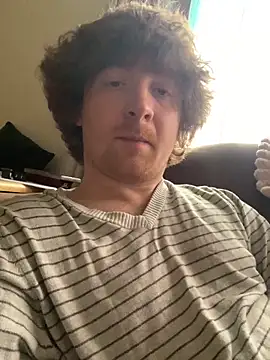 onlyhill online show from March 19, 8:43 pm