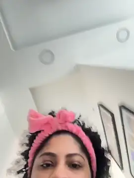 Tana latin online show from April 4, 3:29 pm