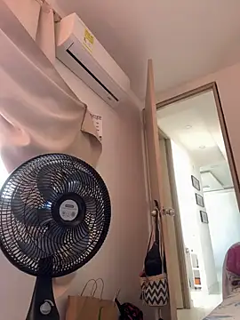 Tana latin online show from March 22, 3:13 pm