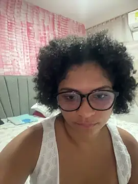 Snapshot of Tana_latin chatting on January 14, 11:30 pm Tana latin online show from January 14, 11:30 pm