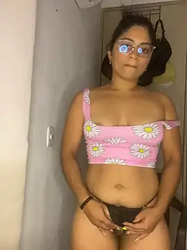Snapshot of Tana_latin chatting on February 27, 4:24 am Tana latin online show from February 27, 4:24 am