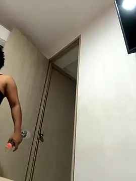 Tana latin online show from November 18, 11:59 pm