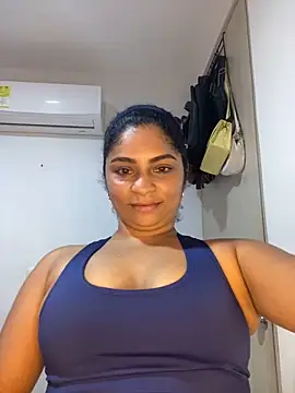 Snapshot of Tana_latin chatting on February 11, 11:54 pm Tana latin online show from February 11, 11:54 pm