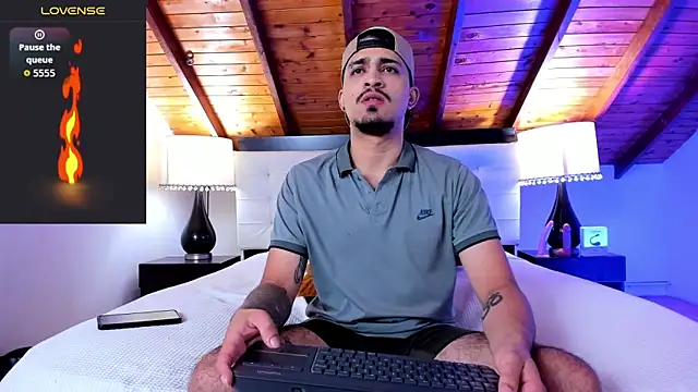 Sebastian Berne online show from November 26, 7:03 pm