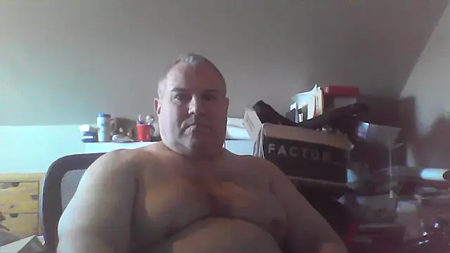 mkestr69 online show from February 11, 6:08 pm