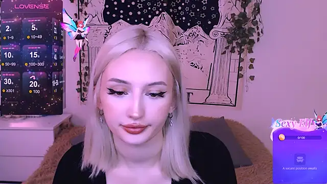 Snapshot of beauty_blonde chatting on February 14, 6:34 am beauty blonde online show from February 14, 6:34 am