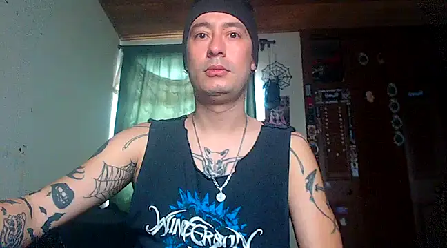 vampireathome online show from February 5, 6:37 pm