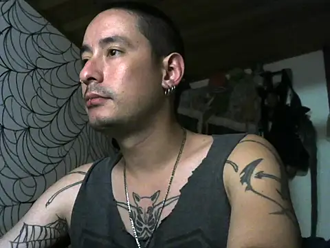 vampireathome online show from May 17, 3:17 am