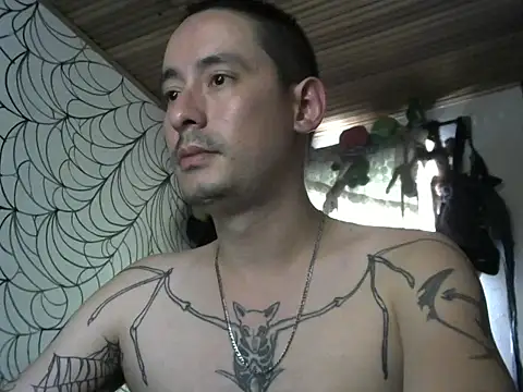 vampireathome online show from May 17, 7:03 pm