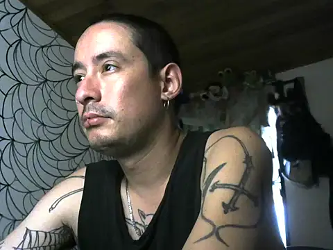 vampireathome online show from May 4, 7:06 pm