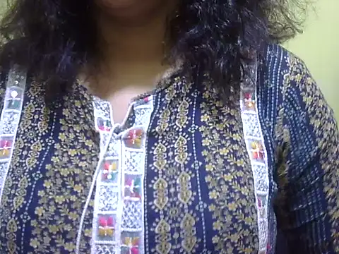 Your cutiepie  online show from February 19, 4:59 pm